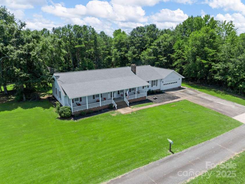 121 Maude Road, Gaffney, SC 29340.  MLS# CAR4274069, YatesRealty ID 23246. Front Aerial