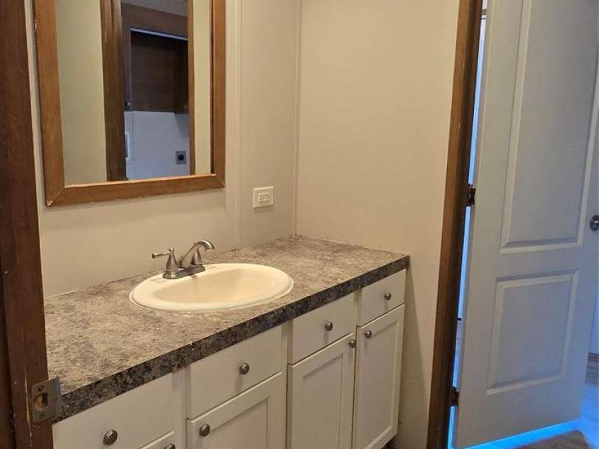78 Buck Branch Road, Mill Spring, NC 28756.  MLS# CAR4381478, YatesRealty ID 23248. Hall bath