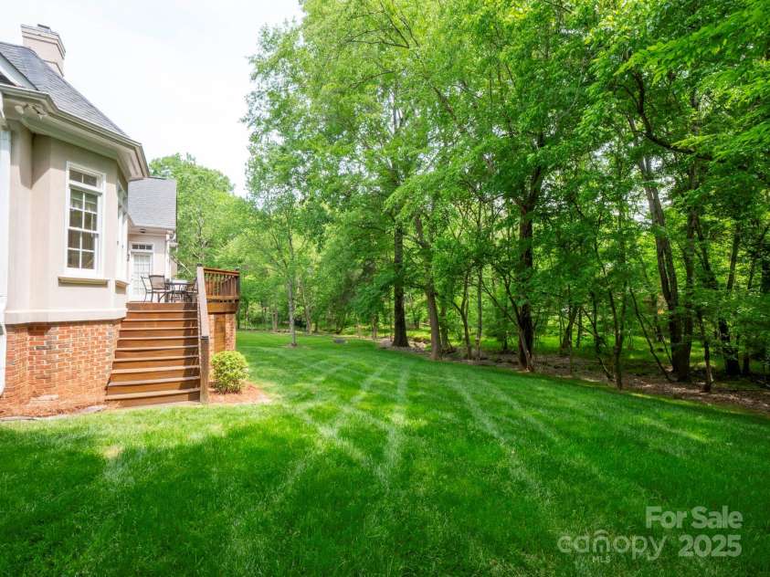 7716 Seton House Lane, Charlotte, NC 28277.  MLS# CAR4250722, YatesRealty ID 23249. 