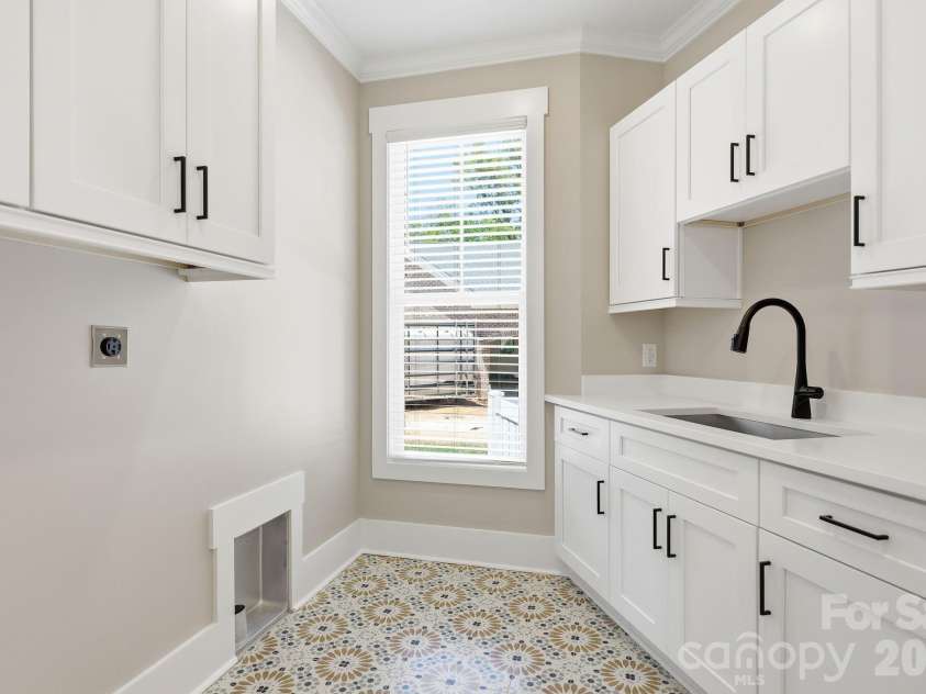 7566 Whisper Hollow Lane, Lewisville, NC 27023.  MLS# CAR4380407, YatesRealty ID 23251. 