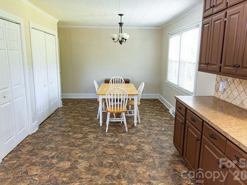 1399 Ruby Spencer Street, Newton, NC 28658.  MLS# CAR4377979, YatesRealty ID 23252. 