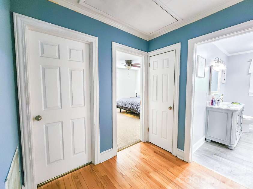 1399 Ruby Spencer Street, Newton, NC 28658.  MLS# CAR4377979, YatesRealty ID 23252. 