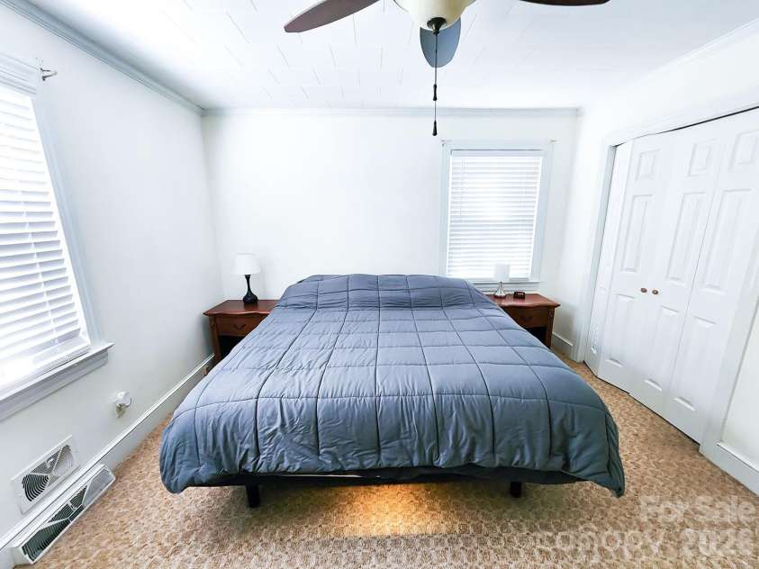 1399 Ruby Spencer Street, Newton, NC 28658.  MLS# CAR4377979, YatesRealty ID 23252. 