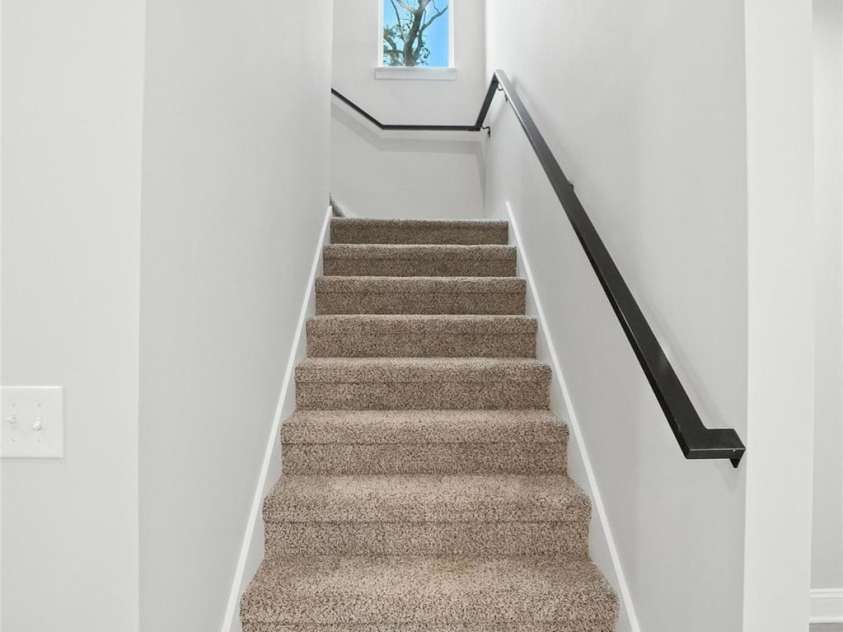 2732 Mayfair Avenue, Charlotte, NC 28208.  MLS# CAR4276122, YatesRealty ID 23252. 