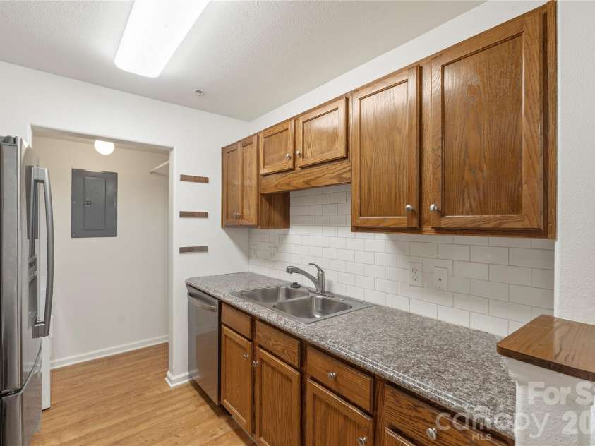 3839 Carl Parmer Drive, Harrisburg, NC 28075.  MLS# CAR4379180, YatesRealty ID 23253. 