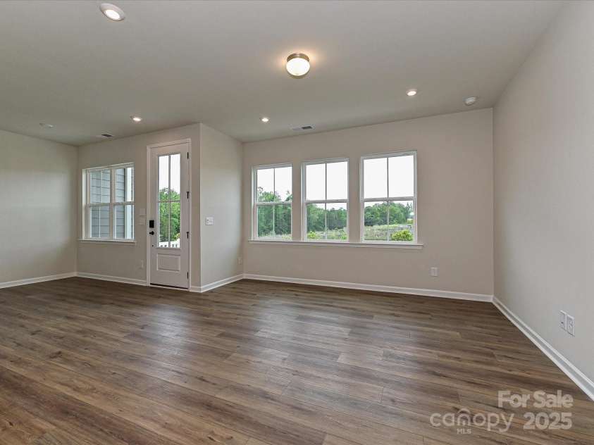 5676 Clear Creek Lane, Charlotte, NC 28215.  MLS# CAR4199092, YatesRealty ID 23254. 