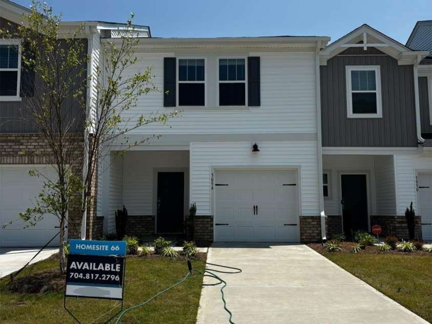 5054 Kellaher Place, Charlotte, NC 28216.  MLS# CAR4215713, YatesRealty ID 23255. 