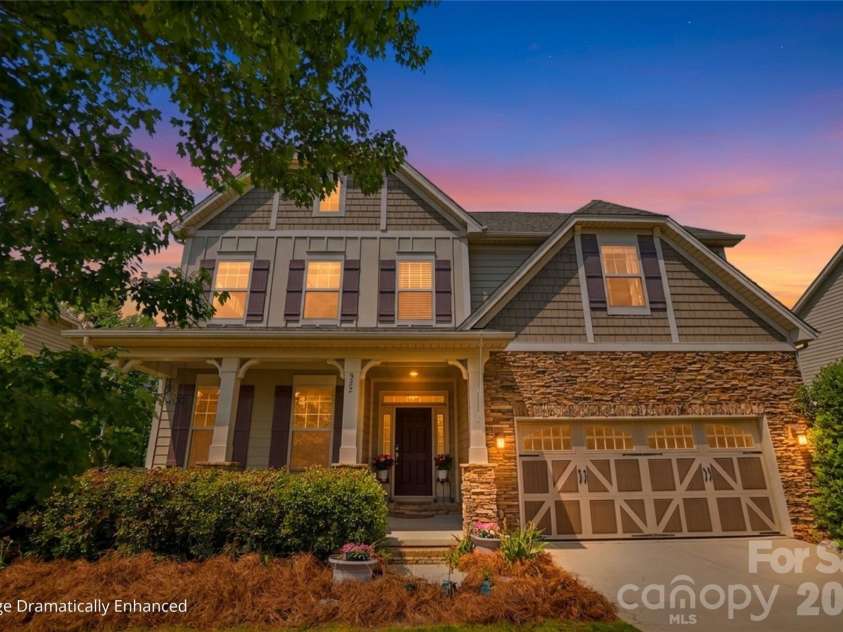 522 Iron Horse Lane, Midland, NC 28107.  MLS# CAR4374807, YatesRealty ID 23256. 
