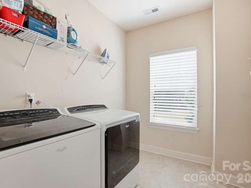 522 Iron Horse Lane, Midland, NC 28107.  MLS# CAR4374807, YatesRealty ID 23256. 