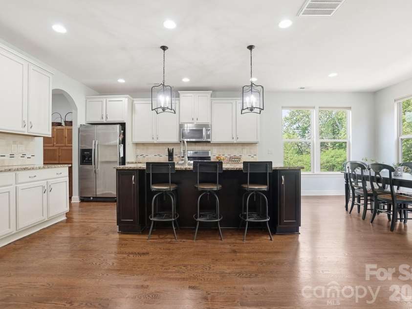 522 Iron Horse Lane, Midland, NC 28107.  MLS# CAR4374807, YatesRealty ID 23256. Nice open area