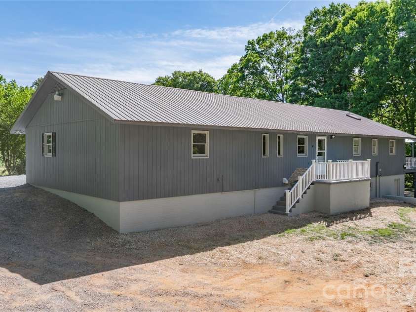7362 Volunteer Rescue Road, Denton, NC 27239.  MLS# CAR4370916, YatesRealty ID 23257. 