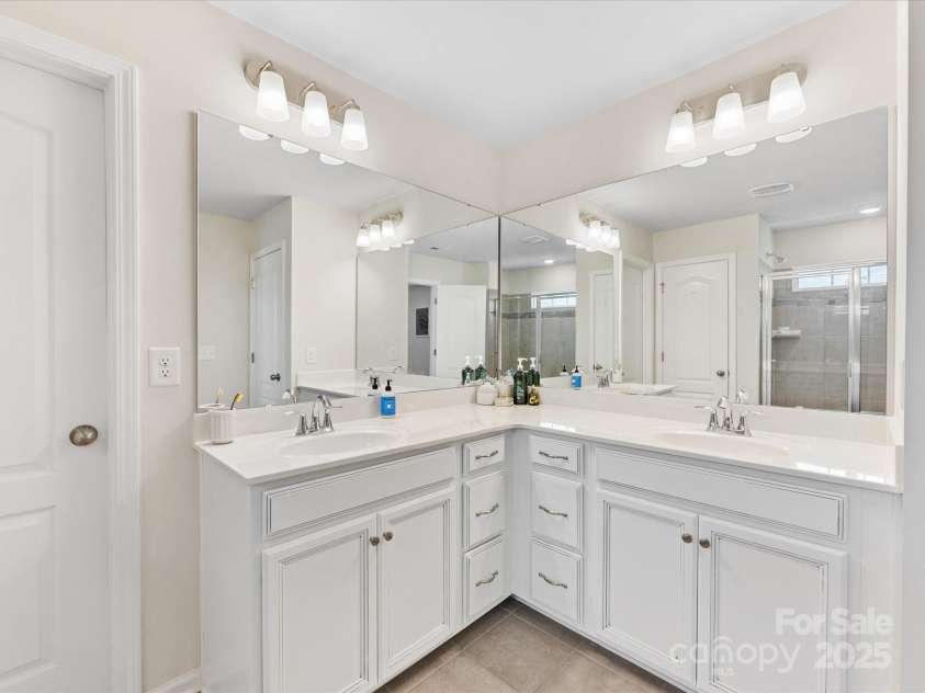 4261 Coachwhip Avenue, Lancaster, SC 29720.  MLS# CAR4271667, YatesRealty ID 23258. Primary Bathroom