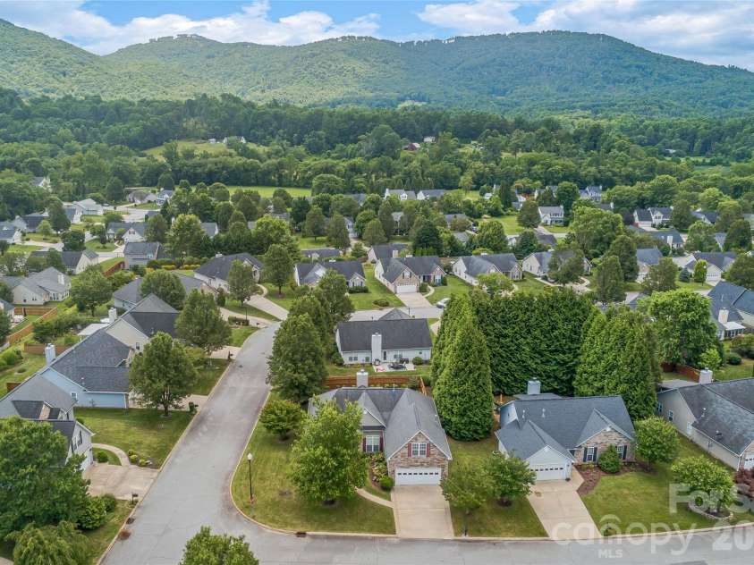 7 Morning Mist Road, Fletcher, NC 28732.  MLS# CAR4368070, YatesRealty ID 23258. 