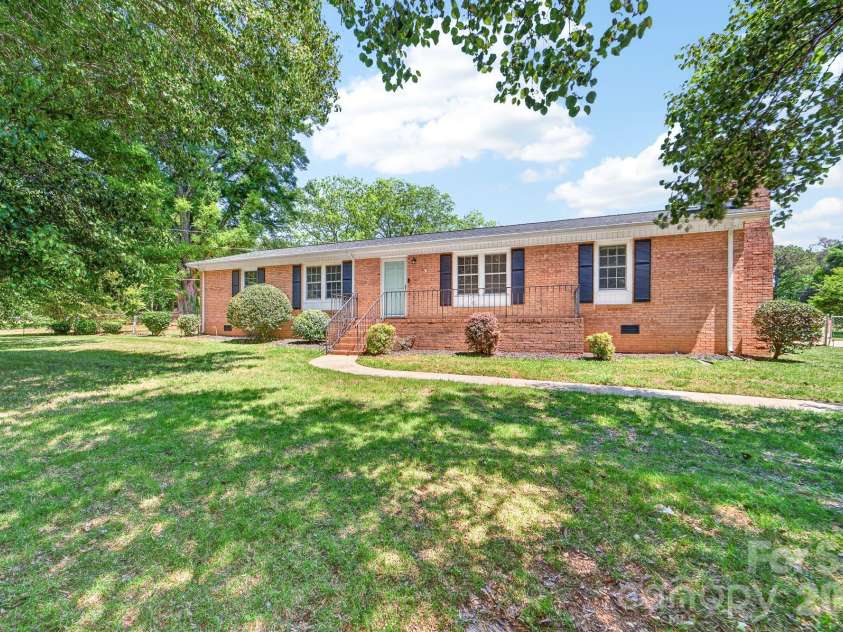 204 Harrelson Road, Cherryville, NC 28021.  MLS# CAR4373774, YatesRealty ID 23260. 