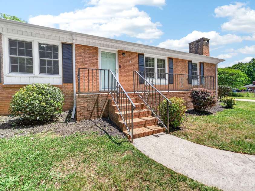 204 Harrelson Road, Cherryville, NC 28021.  MLS# CAR4373774, YatesRealty ID 23260. 