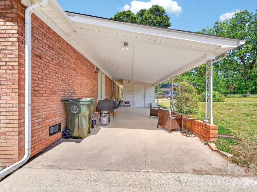 204 Harrelson Road, Cherryville, NC 28021.  MLS# CAR4373774, YatesRealty ID 23260. 