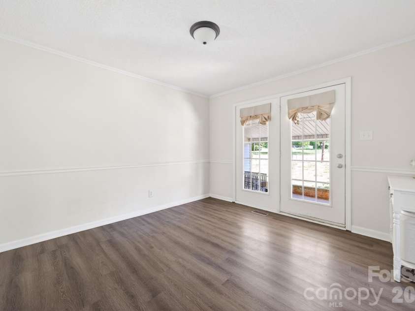 204 Harrelson Road, Cherryville, NC 28021.  MLS# CAR4373774, YatesRealty ID 23260. Dining Area
