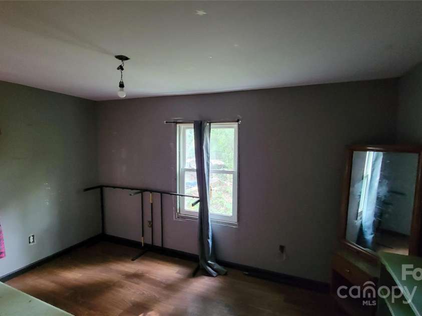 160 Cleveland Road, Tryon, NC 28782.  MLS# CAR4274322, YatesRealty ID 23261. Main floor