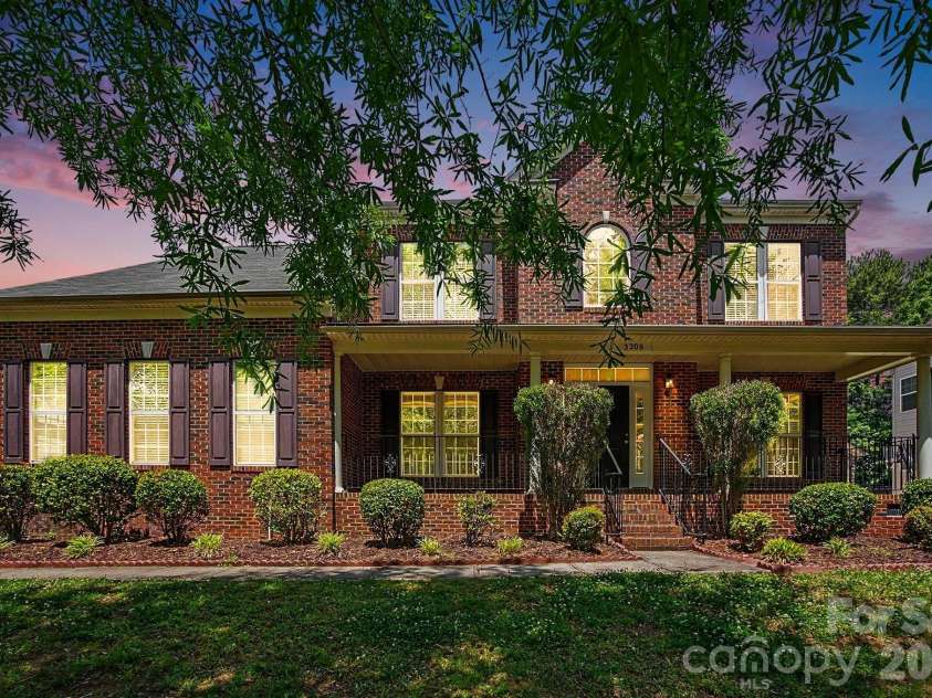 3208 Bur Oak Drive, Gastonia, NC 28056.  MLS# CAR4380752, YatesRealty ID 23261. Welcome Home!