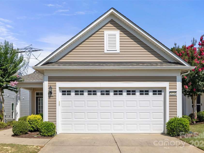 20241 Dovekie Lane, Indian Land, SC 29707.  MLS# CAR4275352, YatesRealty ID 23262. 