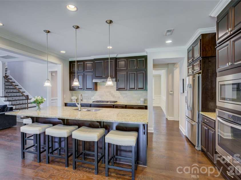 15417 Cimarron Hills Lane, Charlotte, NC 28278.  MLS# CAR4394645, YatesRealty ID 23264. 