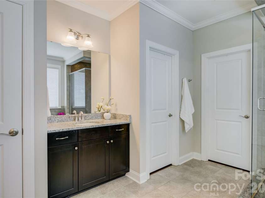 15417 Cimarron Hills Lane, Charlotte, NC 28278.  MLS# CAR4394645, YatesRealty ID 23264. 