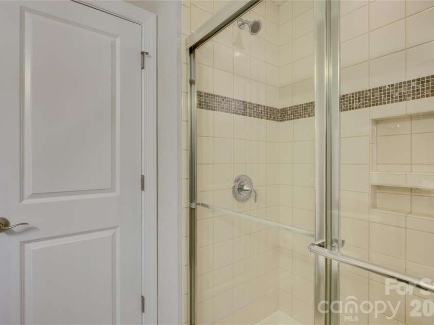15417 Cimarron Hills Lane, Charlotte, NC 28278.  MLS# CAR4394645, YatesRealty ID 23264. 