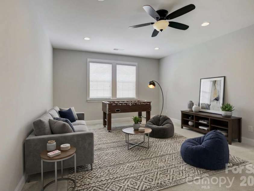 15417 Cimarron Hills Lane, Charlotte, NC 28278.  MLS# CAR4394645, YatesRealty ID 23264. Virtually staged bonus room/ 5th bedroom