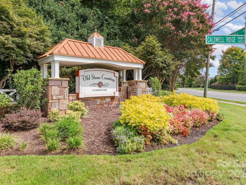 12822 Plumleaf Drive, Charlotte, NC 28213.  MLS# CAR4291461, YatesRealty ID 23265. 