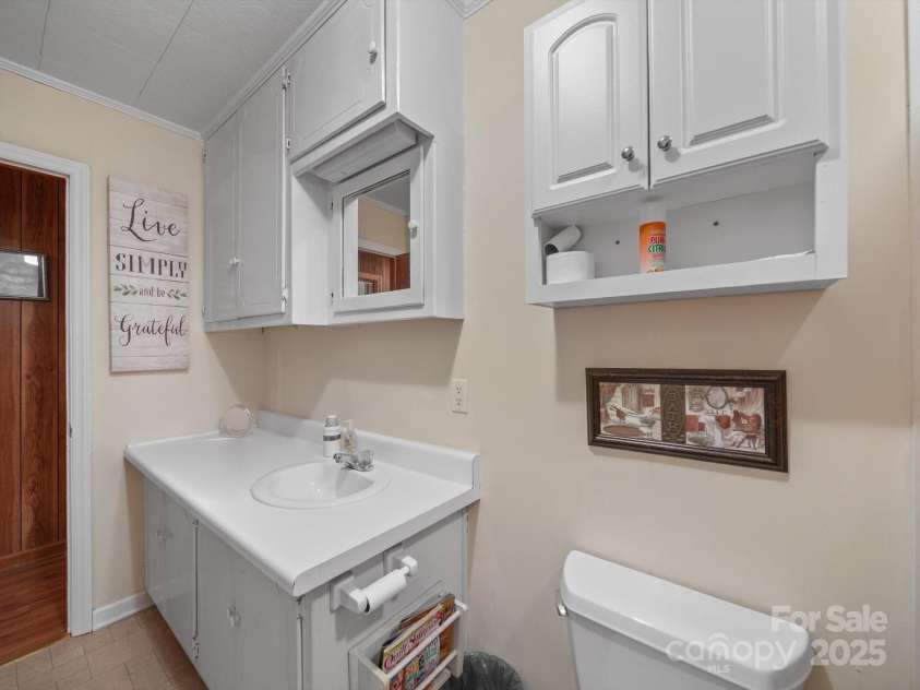 151 Robinson Road, Gastonia, NC 28056.  MLS# CAR4275727, YatesRealty ID 23266. 2nd bath