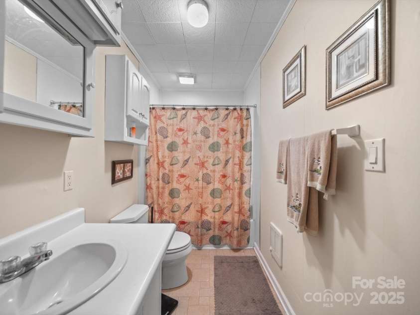 151 Robinson Road, Gastonia, NC 28056.  MLS# CAR4275727, YatesRealty ID 23266. 2nd bath