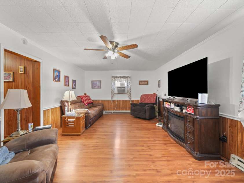 151 Robinson Road, Gastonia, NC 28056.  MLS# CAR4275727, YatesRealty ID 23266. Living room