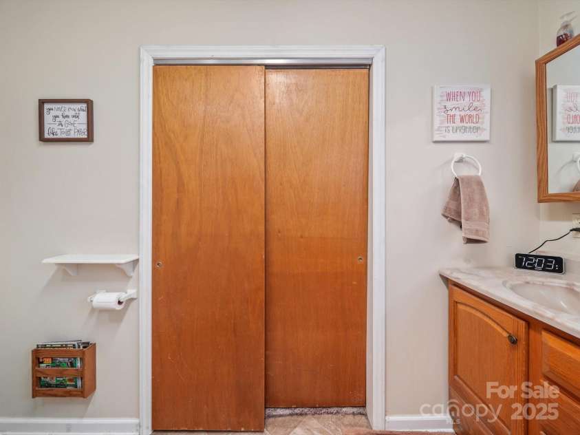 151 Robinson Road, Gastonia, NC 28056.  MLS# CAR4275727, YatesRealty ID 23266. Primary bath