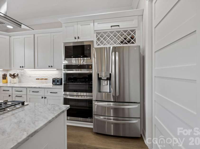 214 Cedar Street, Belmont, NC 28012.  MLS# CAR4358767, YatesRealty ID 23266. 