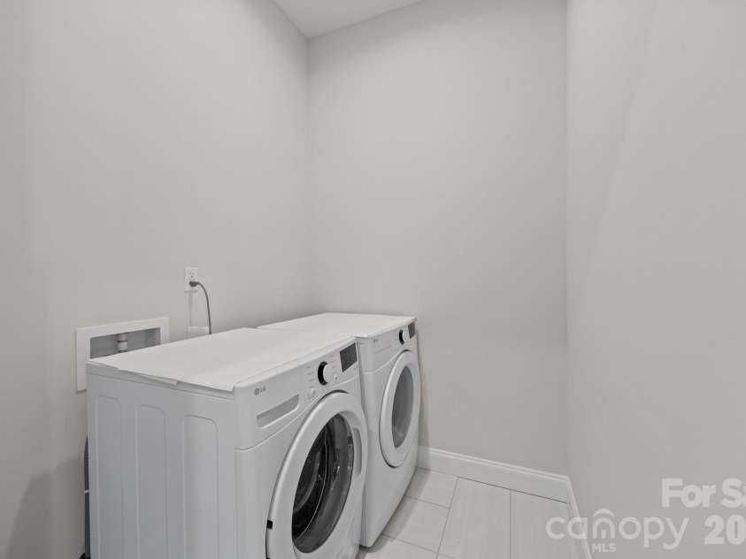 214 Cedar Street, Belmont, NC 28012.  MLS# CAR4358767, YatesRealty ID 23266. 