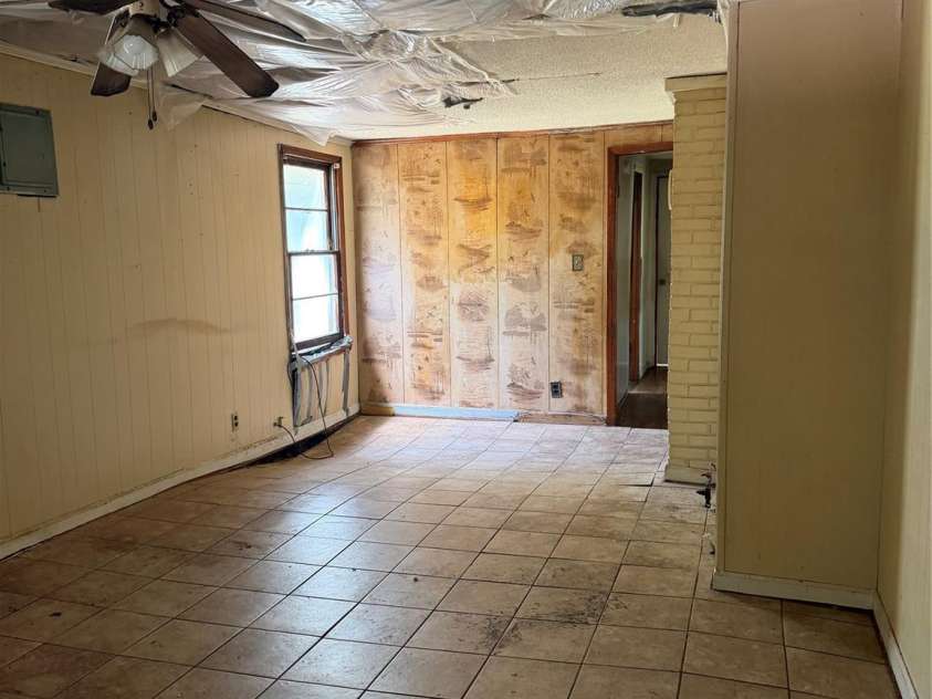 411 Pennigar Road, Monroe, NC 28110.  MLS# CAR4379555, YatesRealty ID 23267. 