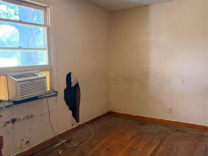 411 Pennigar Road, Monroe, NC 28110.  MLS# CAR4379555, YatesRealty ID 23267. 