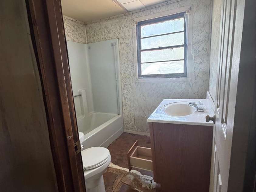 411 Pennigar Road, Monroe, NC 28110.  MLS# CAR4379555, YatesRealty ID 23267. 