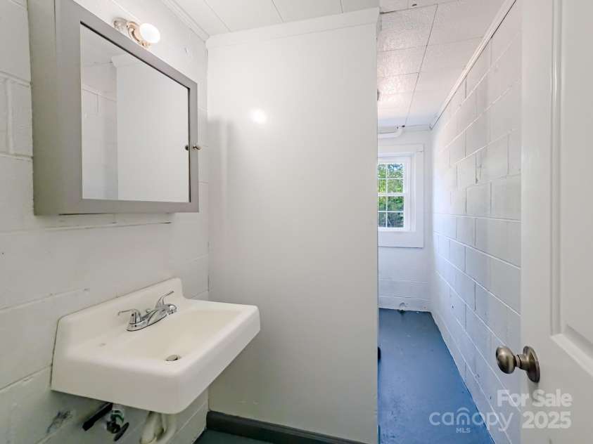 1151 Nanneytown Road, Union Mills, NC 28167.  MLS# CAR4276274, YatesRealty ID 23268. 