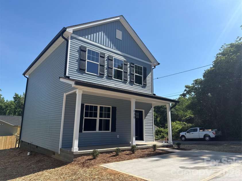 630 Ratchford Avenue, Gastonia, NC 28054.  MLS# CAR4377525, YatesRealty ID 23268. 