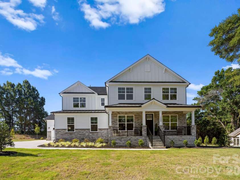 1646 Farrow Drive, Rock Hill, SC 29732.  MLS# CAR4374192, YatesRealty ID 23269. 