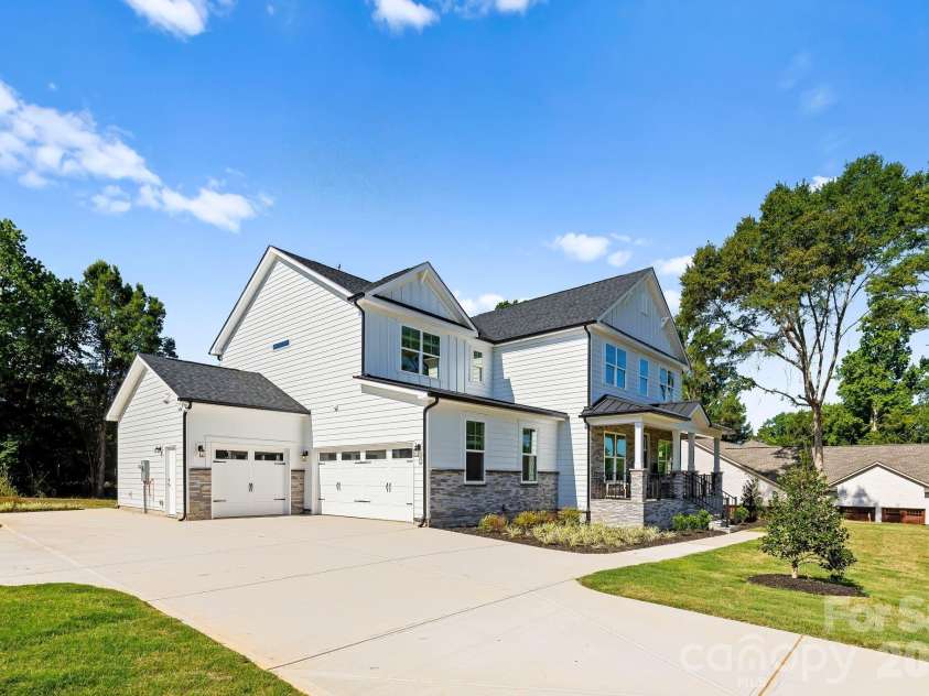 1646 Farrow Drive, Rock Hill, SC 29732.  MLS# CAR4374192, YatesRealty ID 23269. 