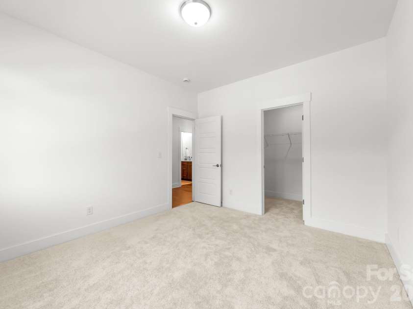 1646 Farrow Drive, Rock Hill, SC 29732.  MLS# CAR4374192, YatesRealty ID 23269. 