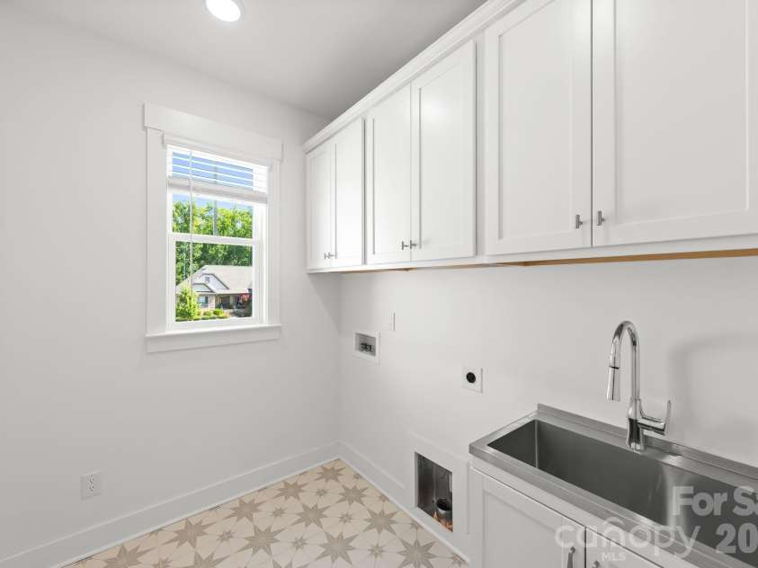 1646 Farrow Drive, Rock Hill, SC 29732.  MLS# CAR4374192, YatesRealty ID 23269. 