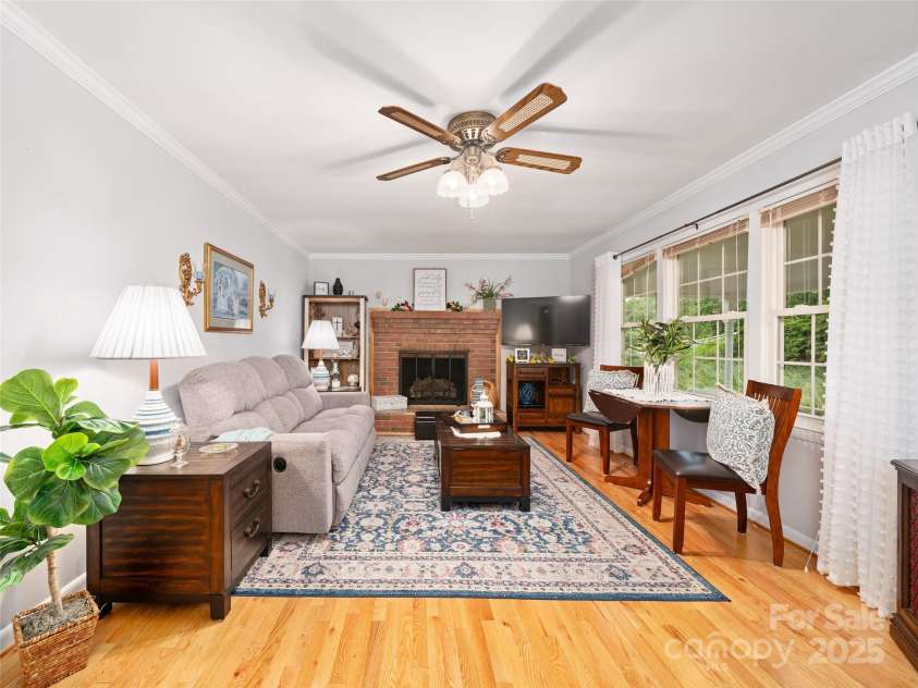 96 Mountain Road, Spruce Pine, NC 28777.  MLS# CAR4276760, YatesRealty ID 23269. 