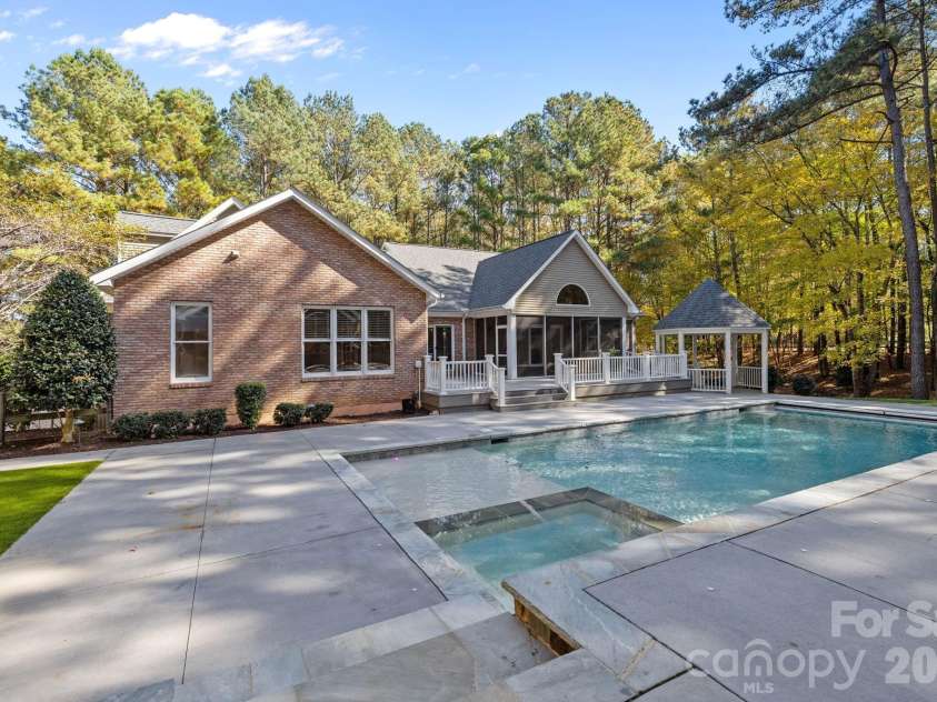 3120 King Olaf Drive, Waxhaw, NC 28173.  MLS# CAR4332250, YatesRealty ID 2327. 
