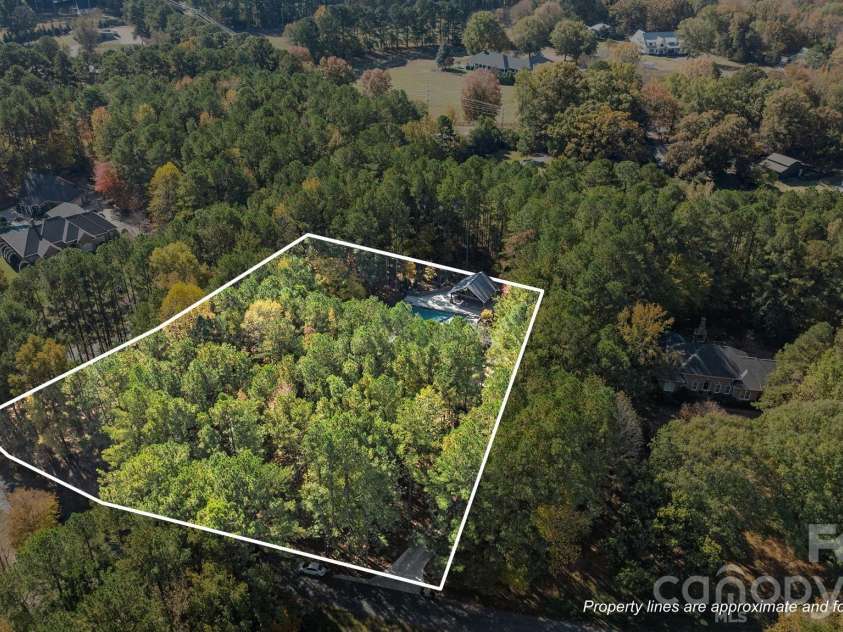 3120 King Olaf Drive, Waxhaw, NC 28173.  MLS# CAR4332250, YatesRealty ID 2327. 