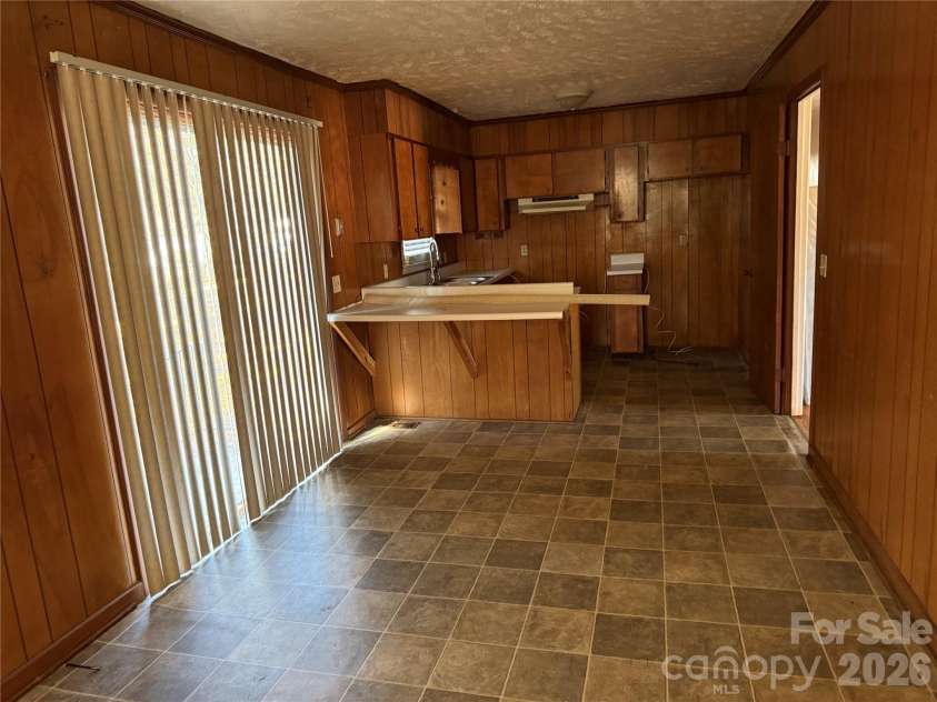 601 Grace Street, Bennettsville, SC 29512.  MLS# CAR4337120, YatesRealty ID 2327. 