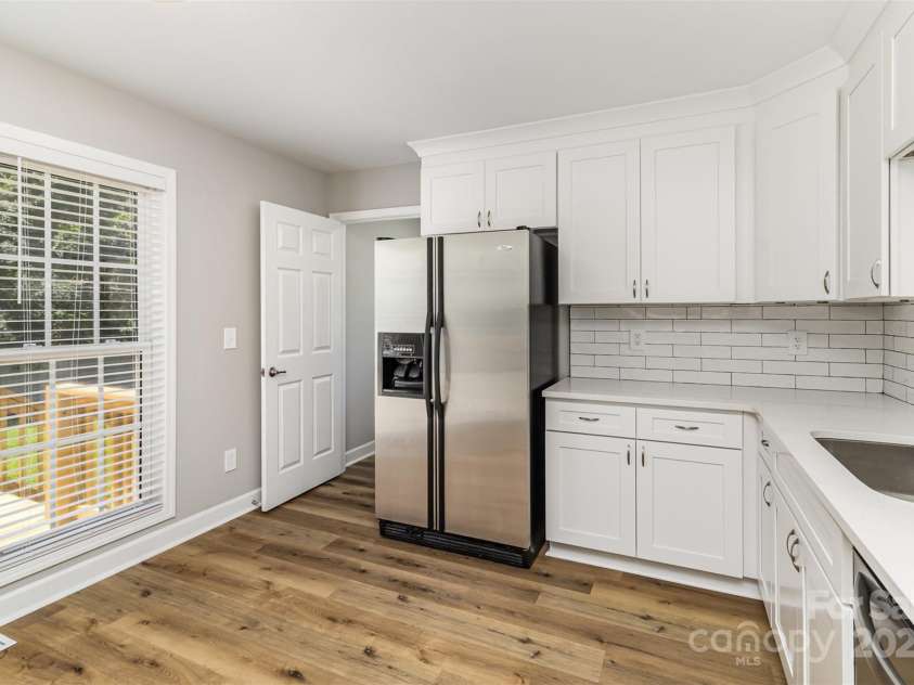 608 Red Hawk Way, Clover, SC 29710.  MLS# CAR4276470, YatesRealty ID 23273. 