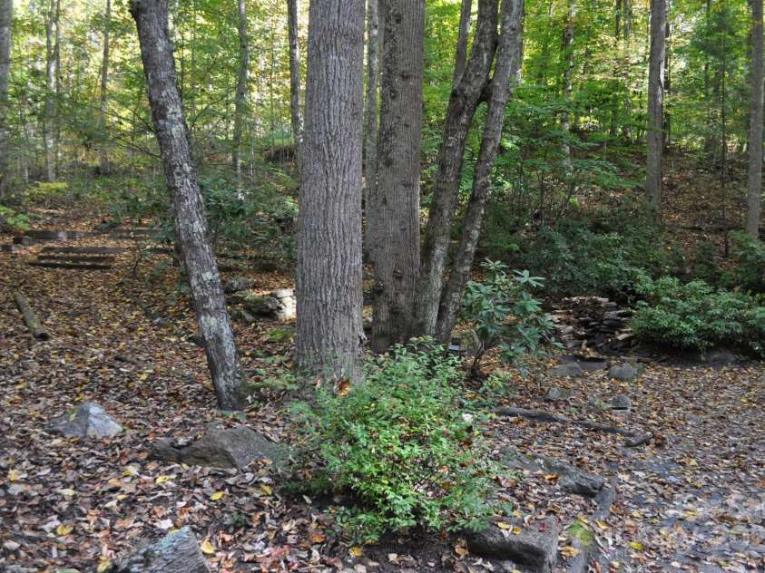 300 Creekside Way, Burnsville, NC 28714.  MLS# CAR4274498, YatesRealty ID 23274. 